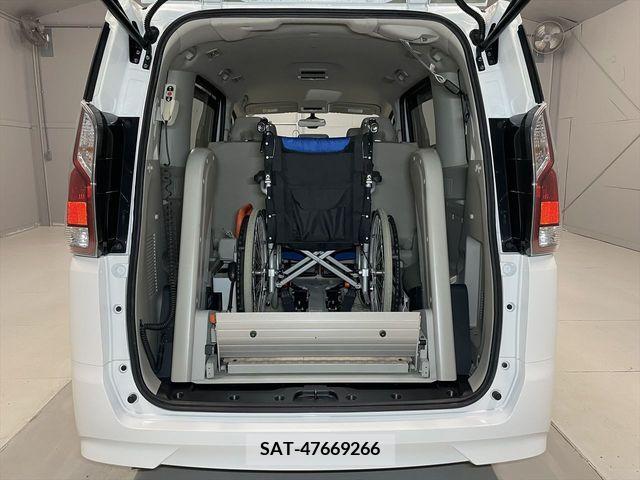 Nissan SERENA 2018-02 284093-4