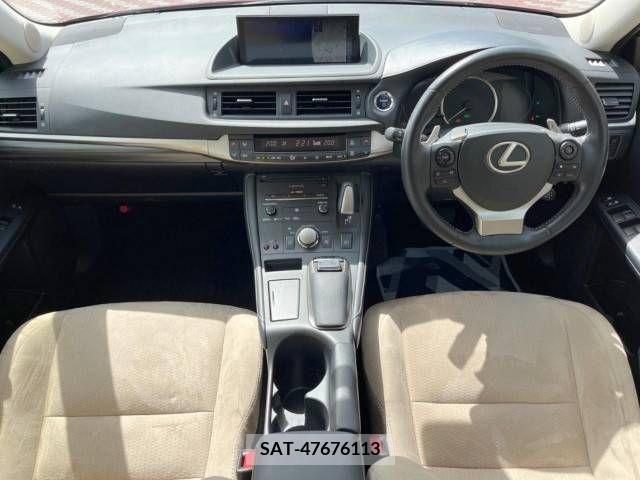 Lexus CT 2018-05 275214-1