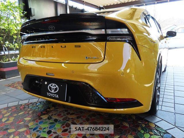 Toyota PRIUS PHV 2023-10 219080-1
