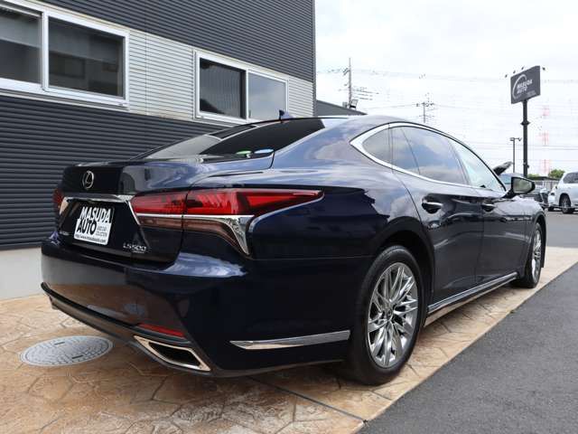 Lexus LS 2018-04 3424-6