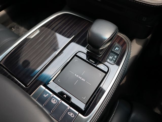 Lexus LS 2018-04 3424-16