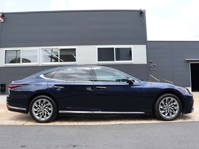 Lexus LS 2018-04 3424-3