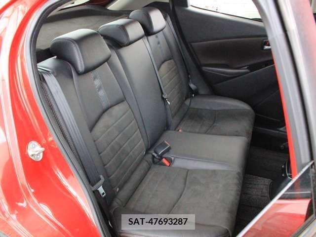 Mazda DEMIO 2017-03 373288-12