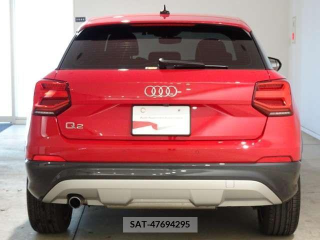 Audi Q2 2020-10 292708-3