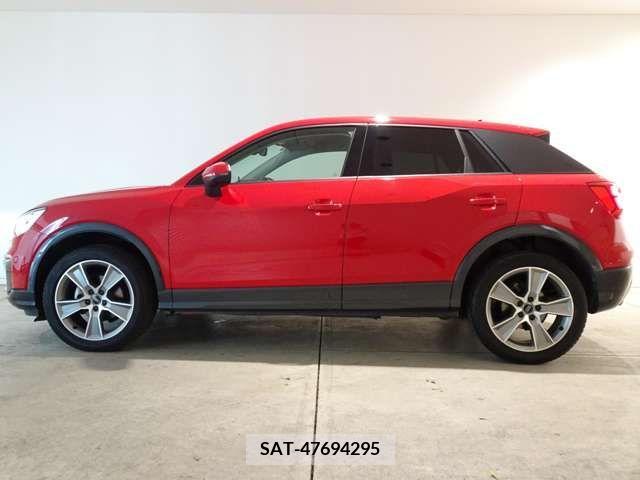 Audi Q2 2020-10 292708-6