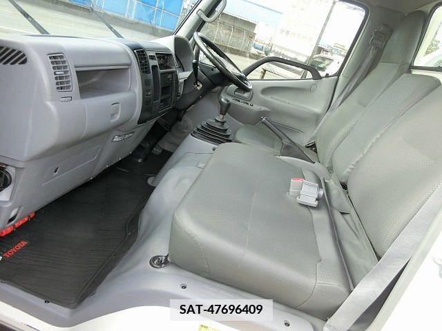 Toyota TOYOACE 2016-05 384800-17