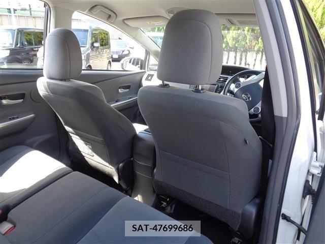 Toyota PRIUS ALPHA 2014-03 393490-19