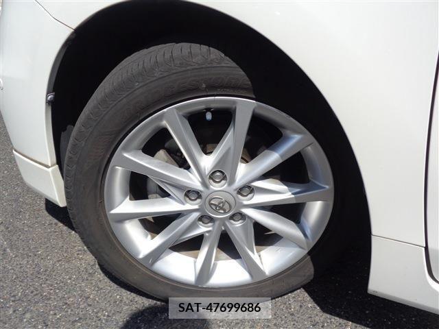 Toyota PRIUS ALPHA 2014-03 393490-16
