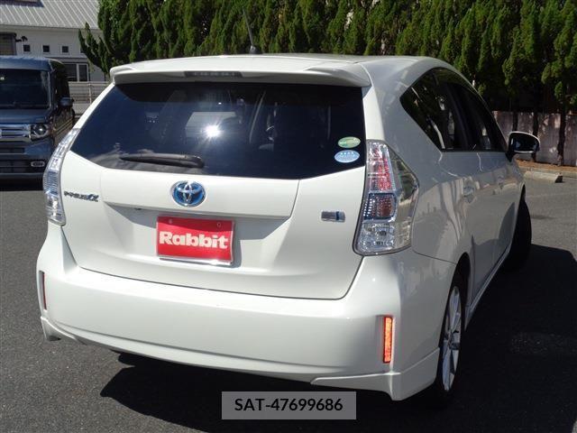 Toyota PRIUS ALPHA 2014-03 393490-13