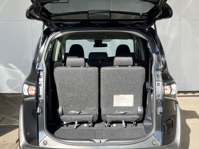 Toyota SIENTA 2019-01 180777-21