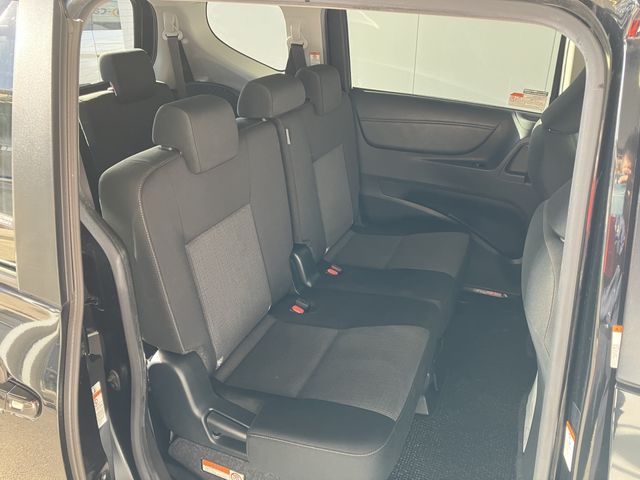 Toyota SIENTA 2019-01 180777-18