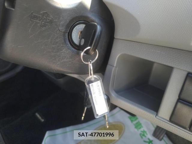Suzuki WAGON R 2009-04 311582-12