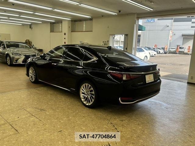 Lexus ES 2019-02 276457-6