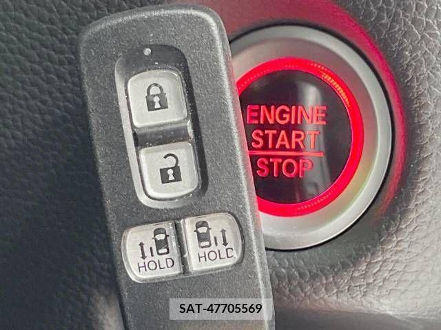 Honda N BOX CUSTOM 2022-10 279191-7