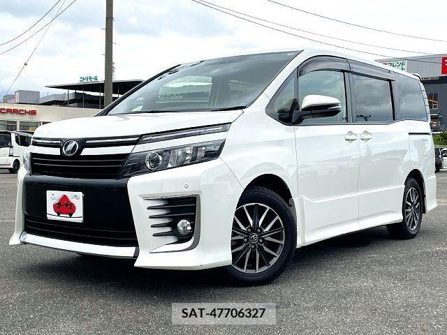 Toyota VOXY 2014-10 331310-0