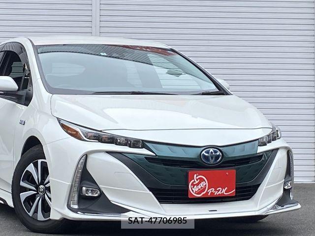 Toyota PRIUS PHV 2017-05 282532-8