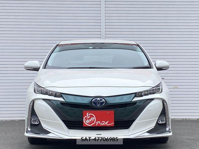 Toyota PRIUS PHV 2017-05 282532-2