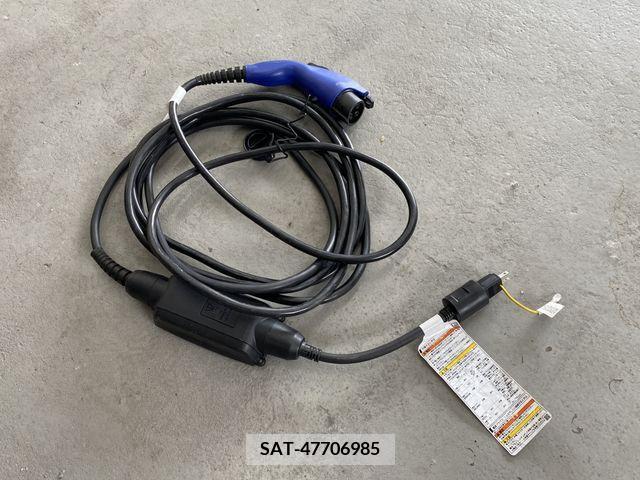 Toyota PRIUS PHV 2017-05 282532-14