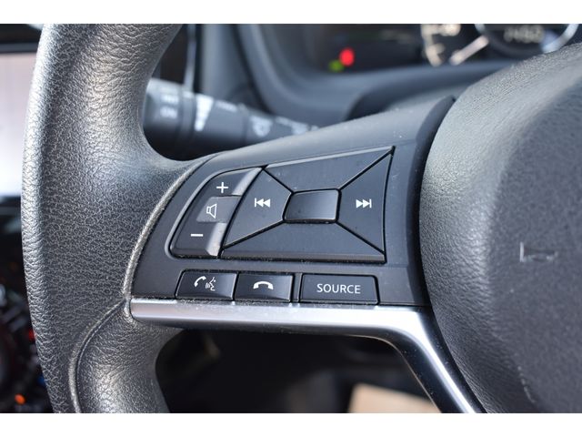 Nissan NOTE 2017-09 18017-4