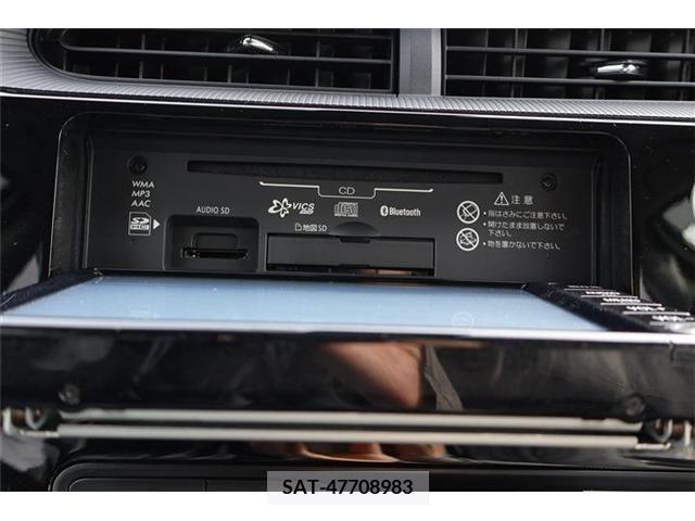 Toyota AQUA 2017-09 245005-16