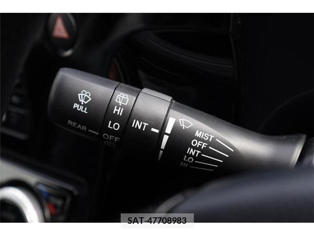 Toyota AQUA 2017-09 245005-13