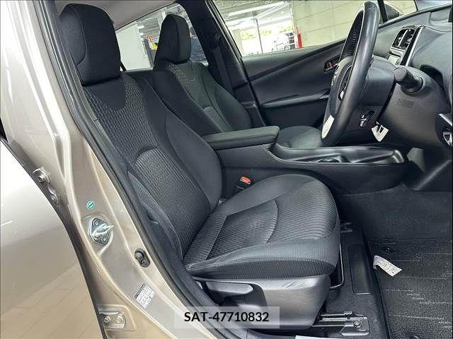 Toyota PRIUS 2016-12 281871-7