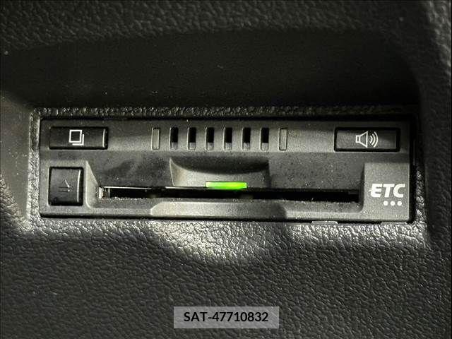 Toyota PRIUS 2016-12 281871-5