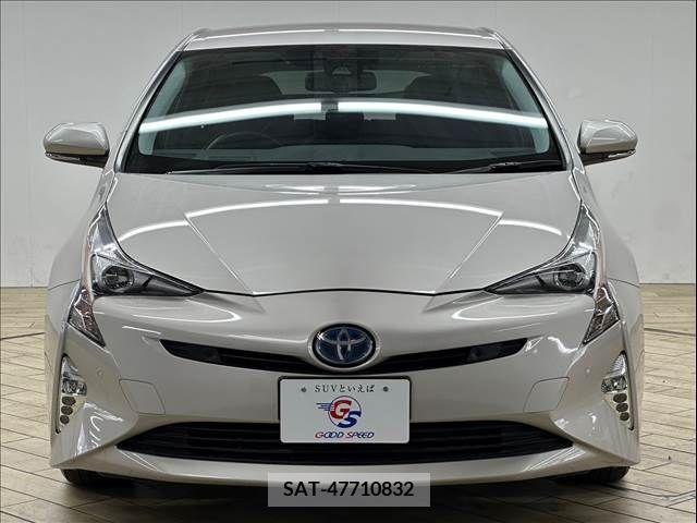 Toyota PRIUS 2016-12 281871-16