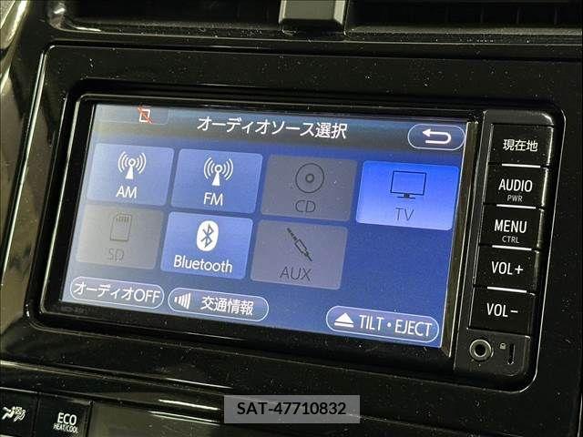 Toyota PRIUS 2016-12 281871-2