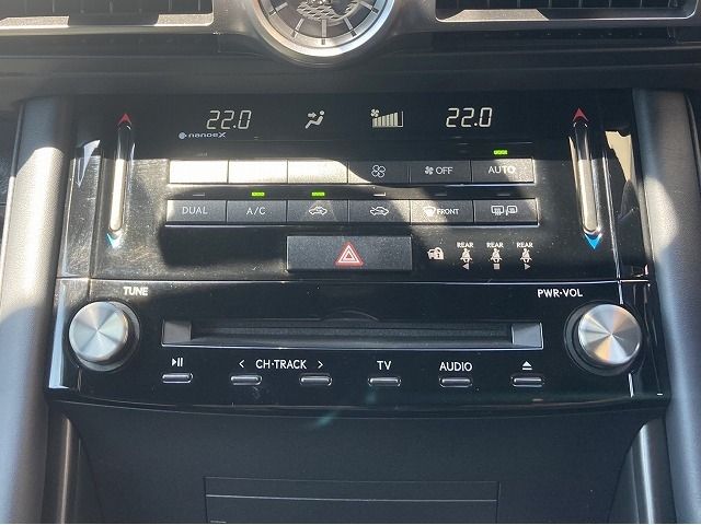 Lexus IS 2020-12 185389-8
