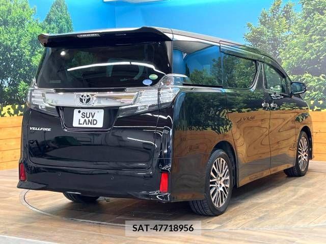 Toyota VELLFIRE 2017-08 369766-17