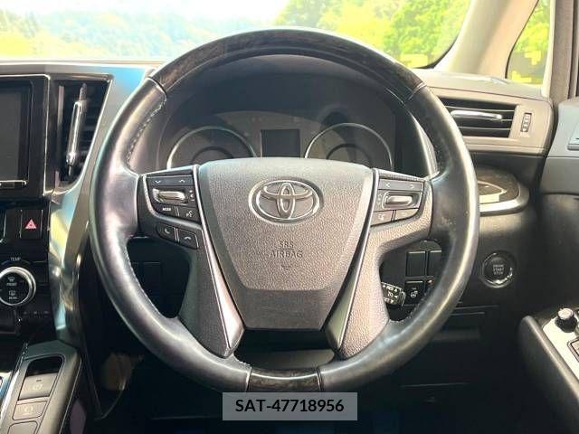 Toyota VELLFIRE 2017-08 369766-7