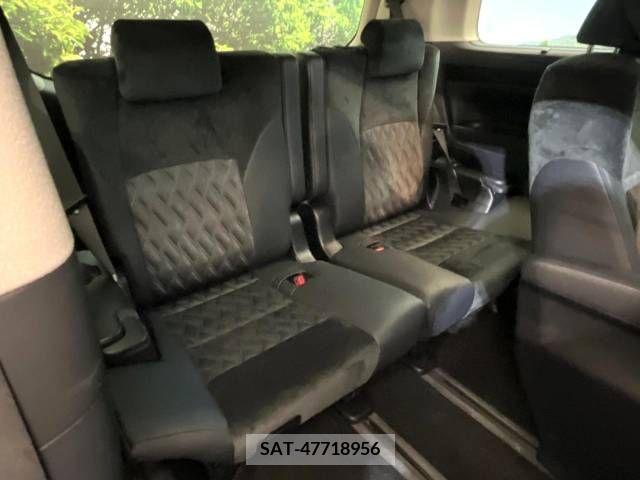 Toyota VELLFIRE 2017-08 369766-10