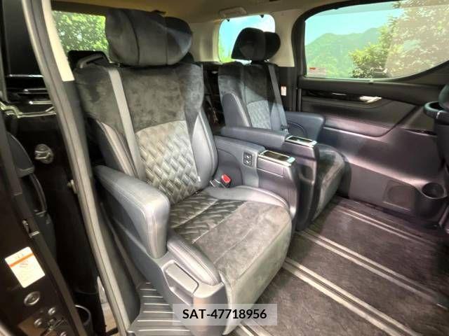 Toyota VELLFIRE 2017-08 369766-9