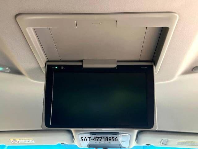 Toyota VELLFIRE 2017-08 369766-4