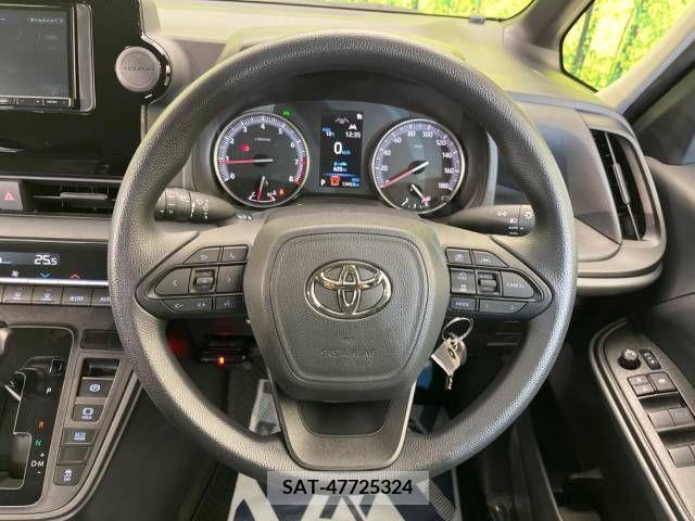 Toyota NOAH 2023-04 232872-12