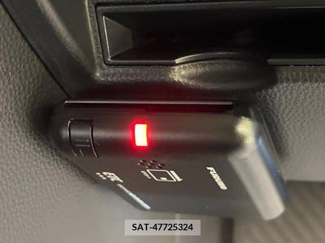 Toyota NOAH 2023-04 232872-4