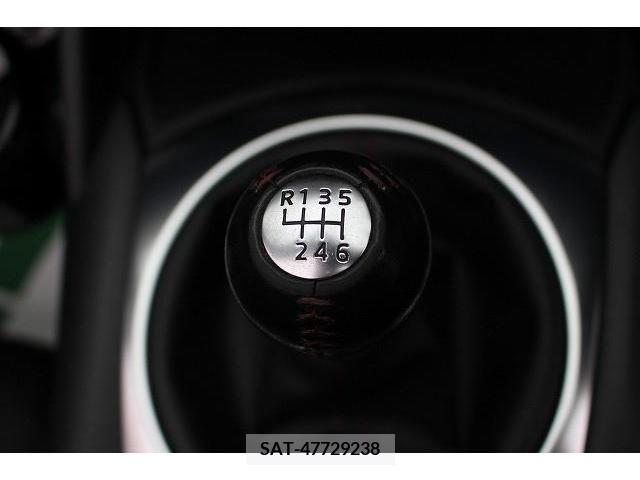 Mazda ROADSTER 2016-05 211581-1