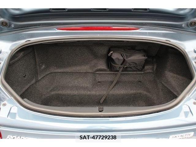Mazda ROADSTER 2016-05 211581-16