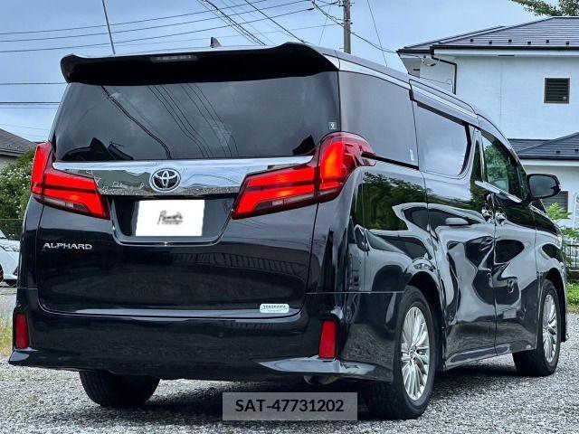 Toyota ALPHARD 2021-01 379759-3
