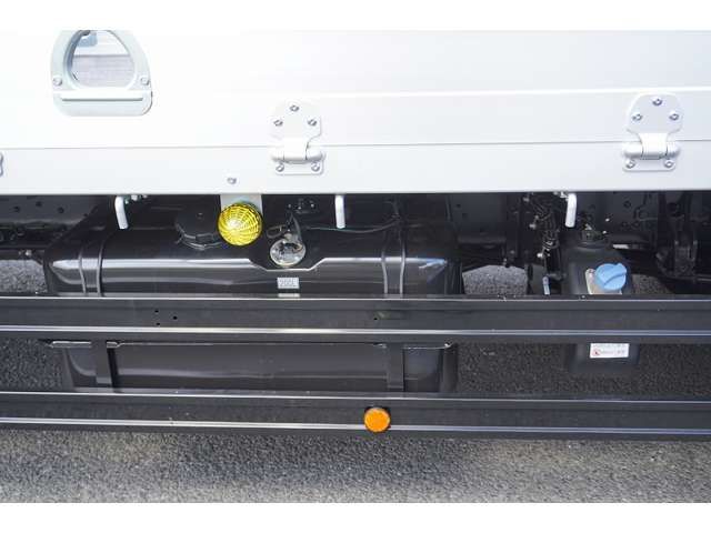MITSUBISHI FUSO Fighter 2023-08 17299-14
