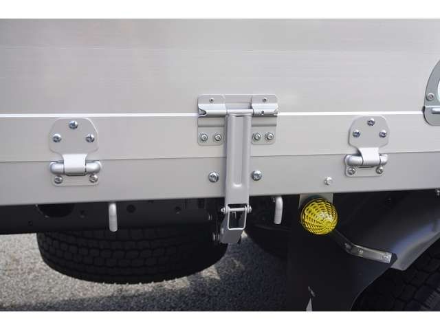 MITSUBISHI FUSO Fighter 2023-08 17299-18
