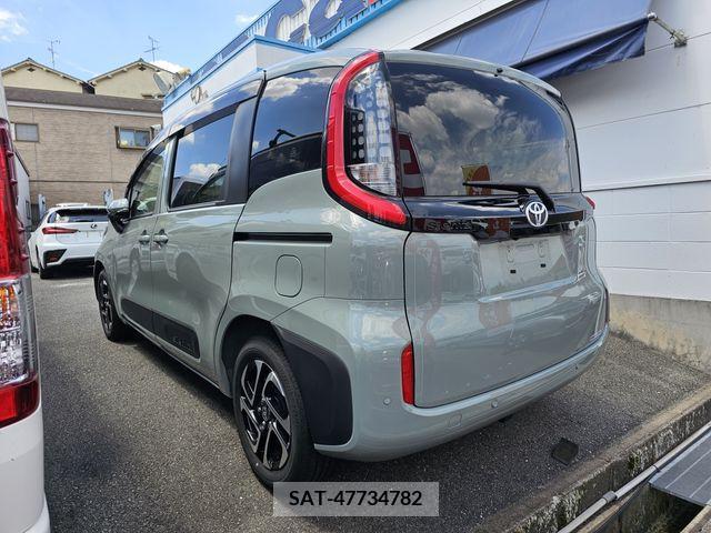 Toyota SIENTA 2022-08 368146-2