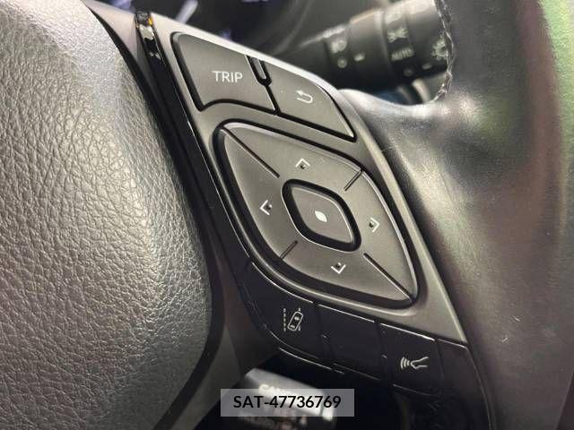 Toyota C-HR 2017-04 373585-4