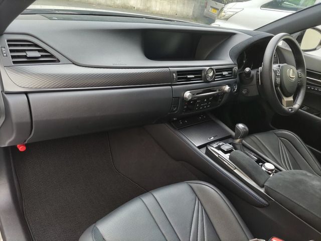 Lexus GS 2017-05 2173-13