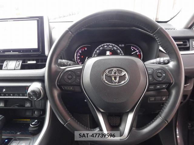 Toyota RAV4 2020-08 282831-1