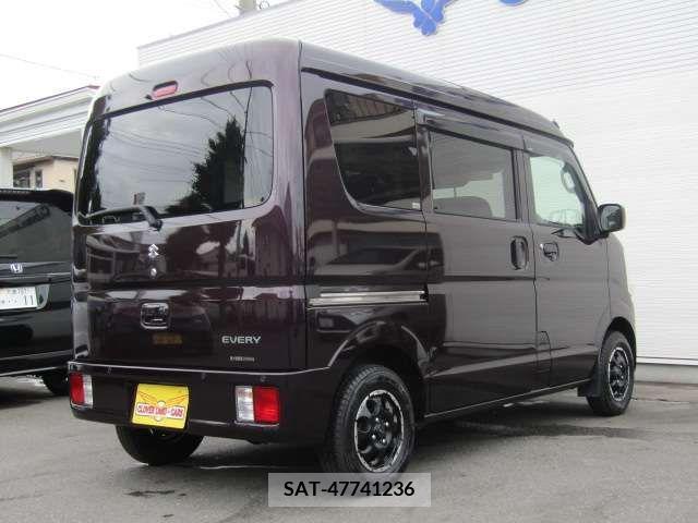 Suzuki EVERY 2024-06 268973-4
