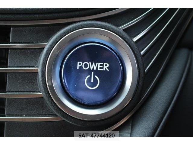 Lexus LS 2017-12 304725-4