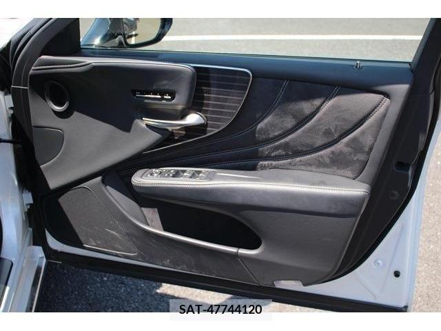 Lexus LS 2017-12 304725-13