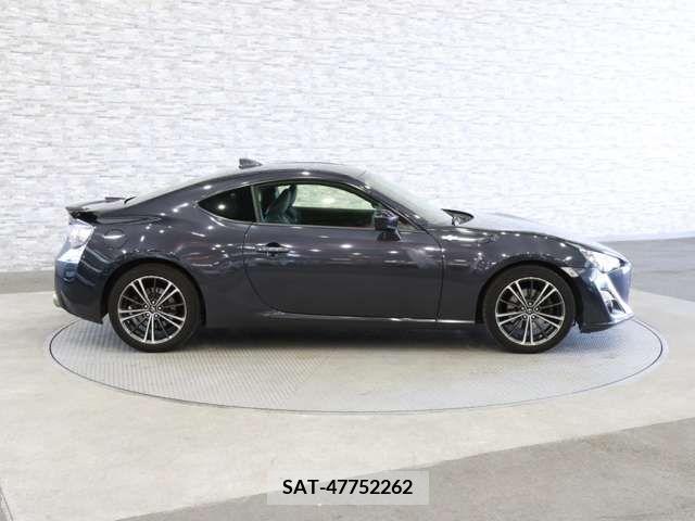 Toyota 86 2015-05 266762-11